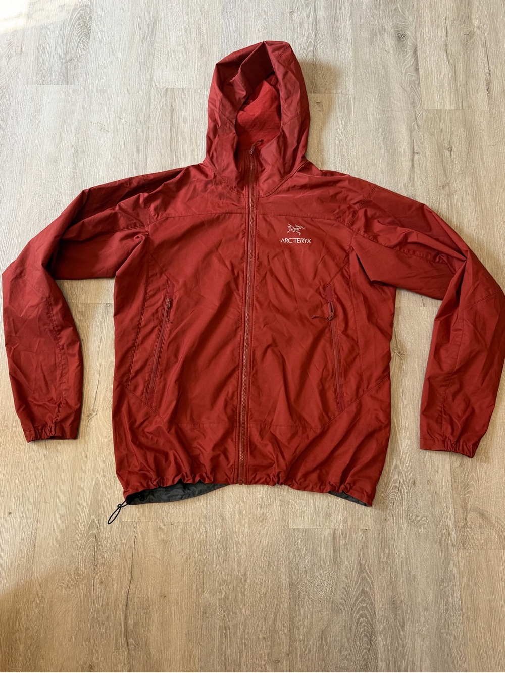 Arc'teryx Men's Brick Red Hooded Windbreaker Jacket Sz L *Minor Flaw* See Detail